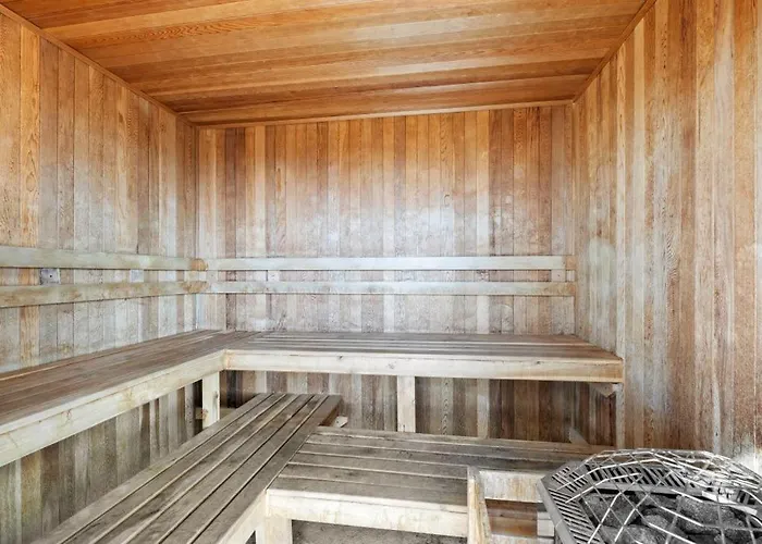 Lighthouse 1709 By Youngs Suncoast Apartment Gulf Shores